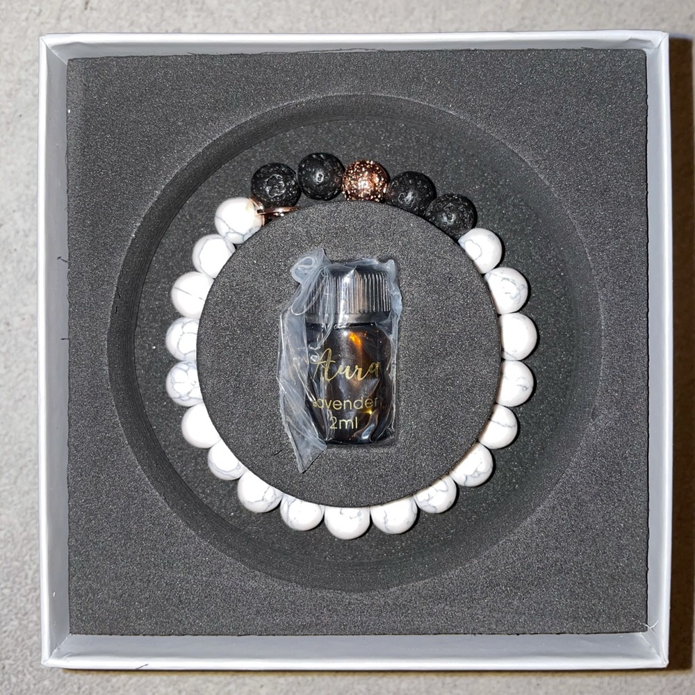 Aura lava rock bracelet (essential oil)
